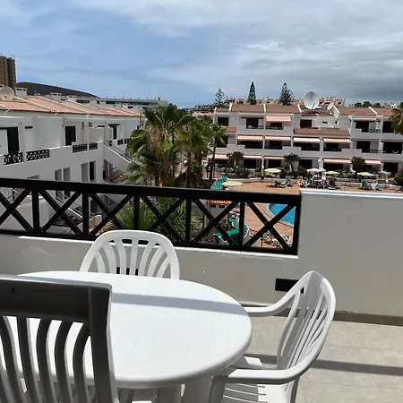 Lovely 2 Bed 17a3 Victoria Court 1,los Cristianos, Tenerife Apartment *