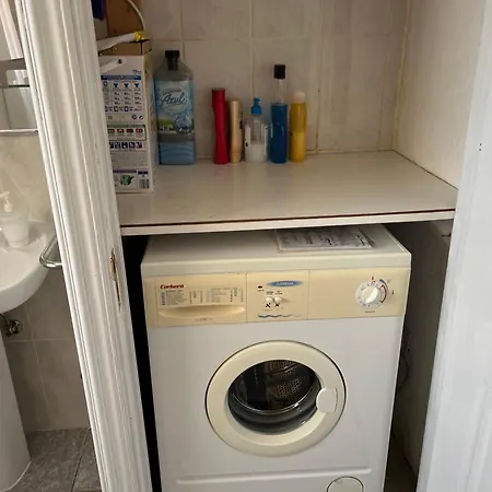 Lovely 2 Bed 17a3 Victoria Court 1,los Cristianos, Tenerife Apartment *